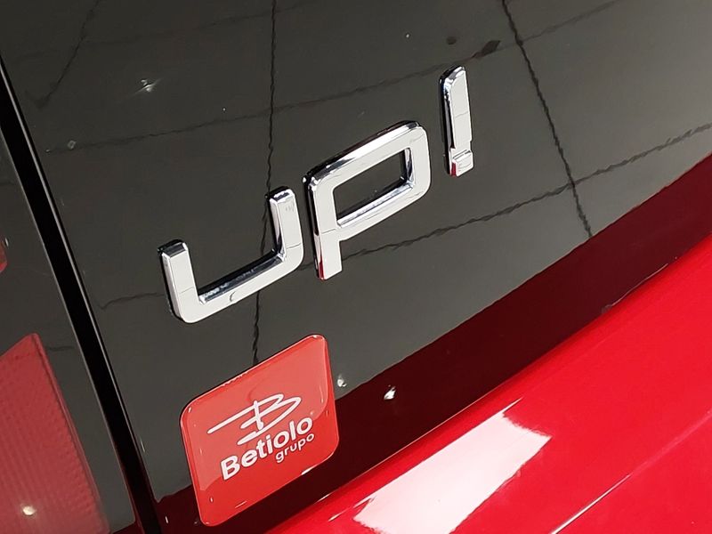 Volkswagen UP 1.0 TSI MOVE UP 12V FLEX 4P MANUAL 2018/2019 BETIOLO NOVOS E SEMINOVOS LAJEADO / Carros no Vale