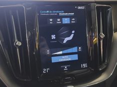Volvo XC60 2.0 T5 GASOLINA MOMENTUM AWD GEARTRONIC 2020/2020 BETIOLO NOVOS E SEMINOVOS LAJEADO / Carros no Vale