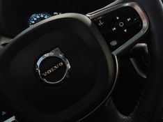 Volvo XC60 2.0 T5 GASOLINA MOMENTUM AWD GEARTRONIC 2020/2020 BETIOLO NOVOS E SEMINOVOS LAJEADO / Carros no Vale