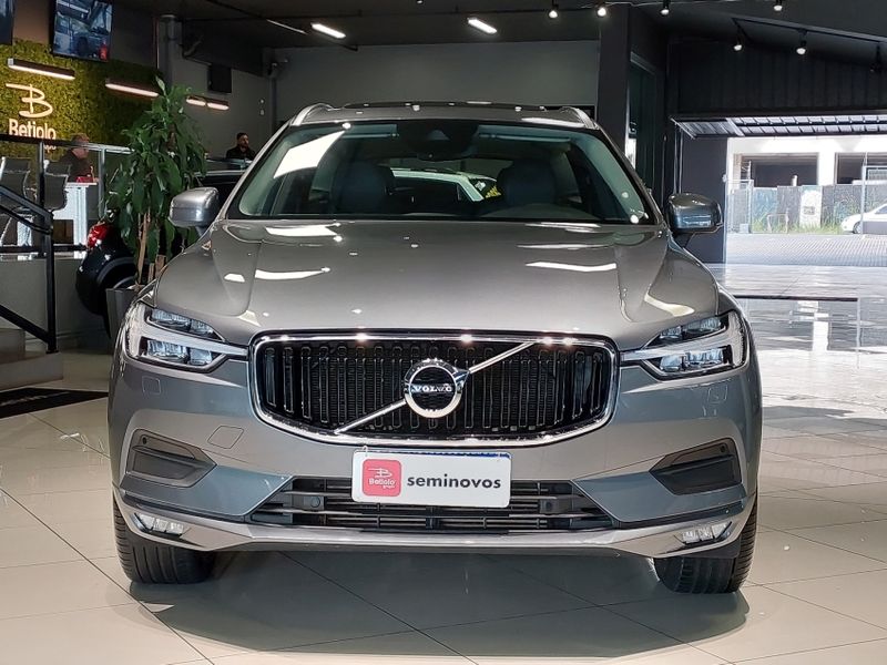 Volvo XC60 2.0 T5 GASOLINA MOMENTUM AWD GEARTRONIC 2020/2020 BETIOLO NOVOS E SEMINOVOS LAJEADO / Carros no Vale