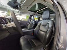 Volvo XC60 2.0 T5 GASOLINA MOMENTUM AWD GEARTRONIC 2020/2020 BETIOLO NOVOS E SEMINOVOS LAJEADO / Carros no Vale