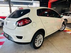 Fiat BRAVO 1.8 ESSENCE 16V FLEX 4P MANUAL 2016/2016 CASTELLAN E TOMAZONI MOTORS CAXIAS DO SUL / Carros no Vale