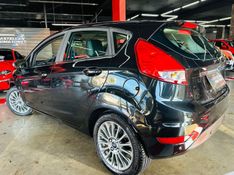 Ford FIESTA 1.6 TITANIUM HATCH 16V FLEX 4P POWERSHIFT 2017/2017 CASTELLAN E TOMAZONI MOTORS CAXIAS DO SUL / Carros no Vale