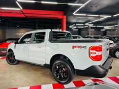 Ford MAVERICK 2.0 ECOBOOST GASOLINA LARIAT FX4 AUTOMÁTICO 2023/2023 CASTELLAN E TOMAZONI MOTORS CAXIAS DO SUL / Carros no Vale