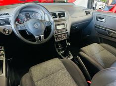 Volkswagen FOX 1.0 MI 8V FLEX 4P MANUAL 2014/2014 CASTELLAN E TOMAZONI MOTORS CAXIAS DO SUL / Carros no Vale