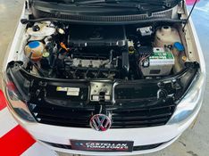 Volkswagen FOX 1.0 MI 8V FLEX 4P MANUAL 2014/2014 CASTELLAN E TOMAZONI MOTORS CAXIAS DO SUL / Carros no Vale