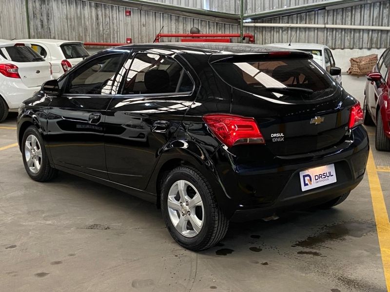 Chevrolet ONIX 1.4 MPFI LT 8V FLEX 4P MANUAL 2019/2019 DRSUL SEMINOVOS CAXIAS DO SUL – LAJEADO – SANTA CRUZ DO SUL / Carros no Vale
