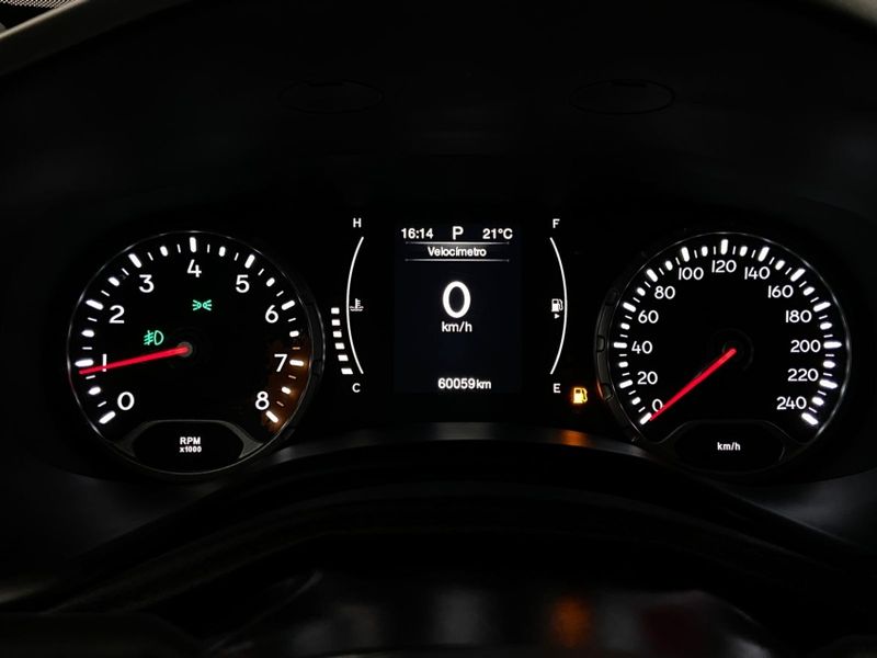 JEEP RENEGADE 1.8 16V FLEX LONGITUDE 4P AUTOMÁTICO 2016/2016 DRSUL SEMINOVOS CAXIAS DO SUL – LAJEADO – SANTA CRUZ DO SUL / Carros no Vale