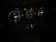 JEEP RENEGADE 1.8 16V FLEX LONGITUDE 4P AUTOMÁTICO 2016/2016 DRSUL SEMINOVOS CAXIAS DO SUL – LAJEADO – SANTA CRUZ DO SUL / Carros no Vale