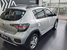 Renault STEPWAY 1.6 16V SCE FLEX ZEN MANUAL 2019/2020 DRSUL SEMINOVOS CAXIAS DO SUL – LAJEADO – SANTA CRUZ DO SUL / Carros no Vale