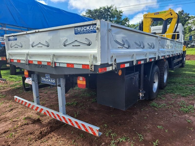 Ford Cargo 4030 6×2 Munck 35 Ton 2000/2000 CAMINHÕES & CAMIONETAS PASSO FUNDO / Carros no Vale