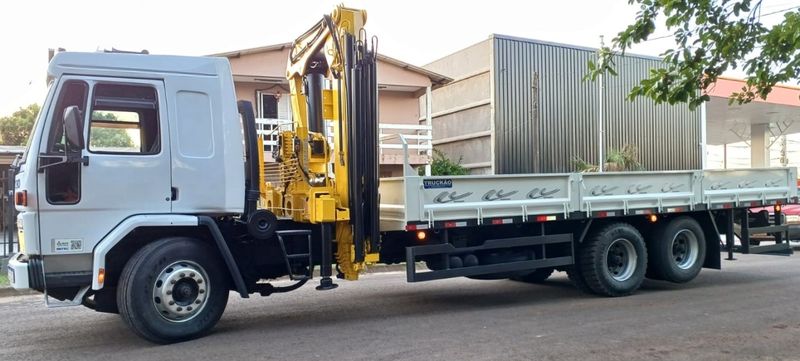Ford Cargo 4030 6×2 Munck 35 Ton 2000/2000 CAMINHÕES & CAMIONETAS PASSO FUNDO / Carros no Vale
