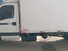 Iveco Daily CHASSI 55C16 BAÚ 5,5 Mt 2009/2010 CAMINHÕES & CAMIONETAS PASSO FUNDO / Carros no Vale