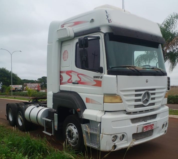 Mercedes-Benz 1938 LS-1938 3-Eixos 2002/2002 CAMINHÕES & CAMIONETAS PASSO FUNDO / Carros no Vale