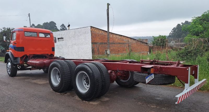 Mercedes-Benz 2213 L-2213 3-Eixos 6×4 Reduzido 1975/1975 CAMINHÕES & CAMIONETAS PASSO FUNDO / Carros no Vale