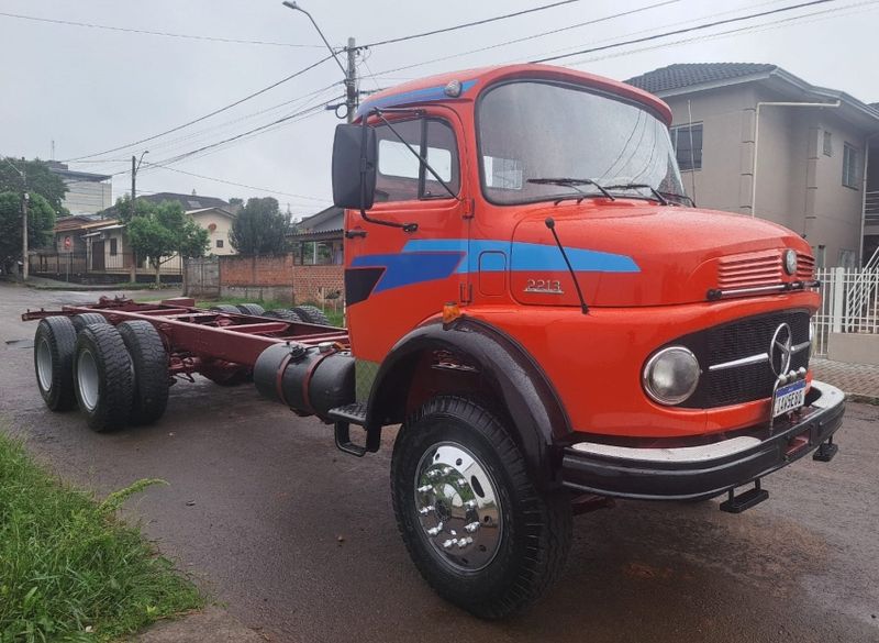 Mercedes-Benz 2213 L-2213 3-Eixos 6×4 Reduzido 1975/1975 CAMINHÕES & CAMIONETAS PASSO FUNDO / Carros no Vale