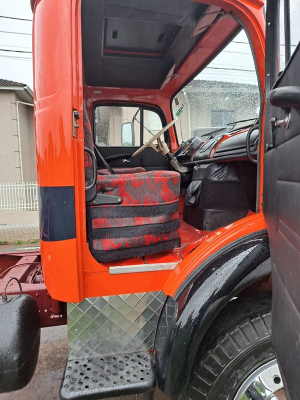 Mercedes-Benz 2213 L-2213 3-Eixos 6×4 Reduzido 1975/1975 CAMINHÕES & CAMIONETAS PASSO FUNDO / Carros no Vale