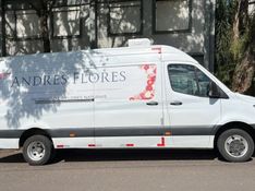 Mercedes-Benz SPRINTER 2.2 CDI DIESEL FURGÃO 516 TA EXTRA LONGO MANUAL 2020/2020 CAMINHÕES & CAMIONETAS PASSO FUNDO / Carros no Vale