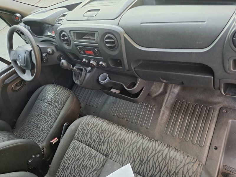Renault MASTER 2.3 DCI DIESEL CHASSI-CABINE L2H1 2P MANUAL 2020/2021 CAMINHÕES & CAMIONETAS PASSO FUNDO / Carros no Vale