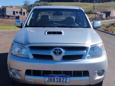 Toyota HILUX 3.0 SRV 4X4 CD 16V TURBO INTERCOOLER DIESEL 4P AUTOMÁTICO 2008/2008 CAMINHÕES & CAMIONETAS PASSO FUNDO / Carros no Vale