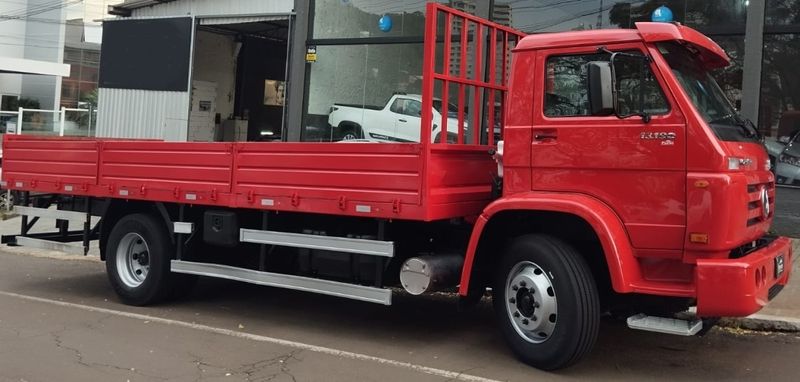 Volkswagen 13190 VW 3-190 E Worker Carr Metálica 2013/2013 CAMINHÕES & CAMIONETAS PASSO FUNDO / Carros no Vale