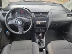 Volkswagen FOX 1.0 MI 8V FLEX 4P MANUAL 2012/2012 CAMINHÕES & CAMIONETAS PASSO FUNDO / Carros no Vale