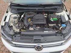 Volkswagen VIRTUS 1.0 200 TSI COMFORTLINE AUTOMÁTICO 2018/2018 CAMINHÕES & CAMIONETAS PASSO FUNDO / Carros no Vale