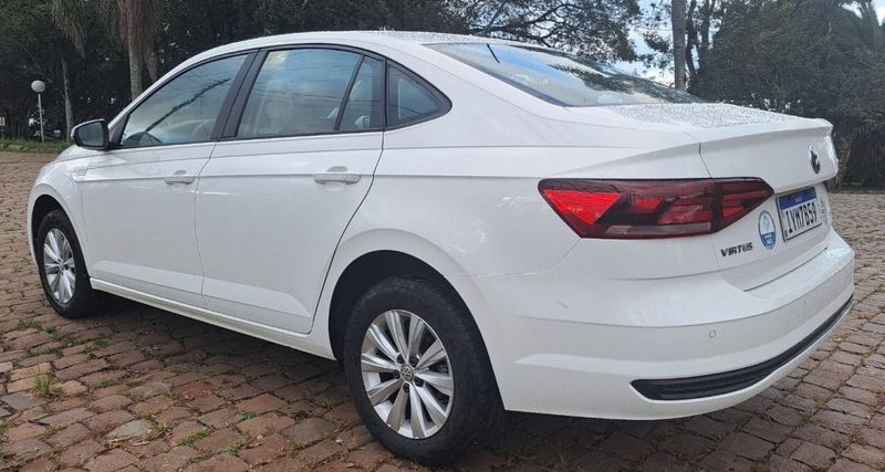 Volkswagen VIRTUS 1.0 200 TSI COMFORTLINE AUTOMÁTICO 2018/2018 CAMINHÕES & CAMIONETAS PASSO FUNDO / Carros no Vale