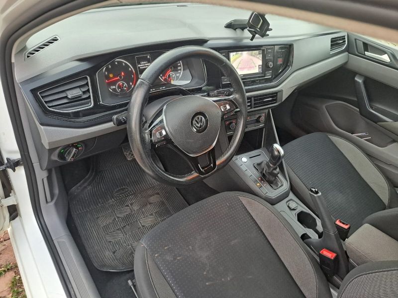Volkswagen VIRTUS 1.0 200 TSI COMFORTLINE AUTOMÁTICO 2018/2018 CAMINHÕES & CAMIONETAS PASSO FUNDO / Carros no Vale