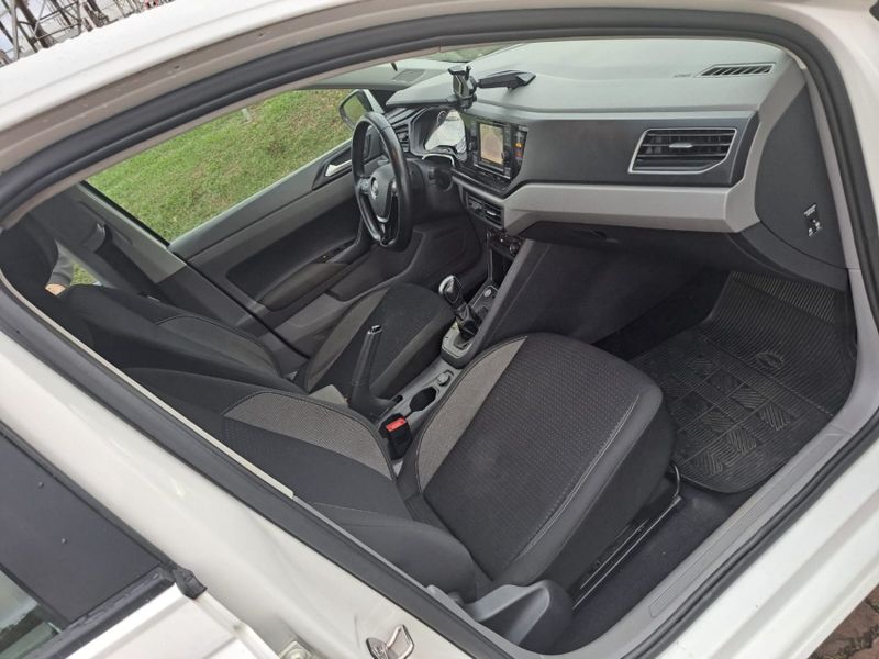 Volkswagen VIRTUS 1.0 200 TSI COMFORTLINE AUTOMÁTICO 2018/2018 CAMINHÕES & CAMIONETAS PASSO FUNDO / Carros no Vale