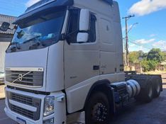 Volvo FH 460 FH-460 6×2 2p (E5) 2013/2013 CAMINHÕES & CAMIONETAS PASSO FUNDO / Carros no Vale