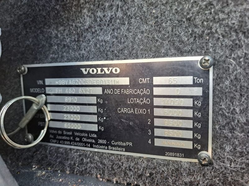 Volvo FH 460 FH-460 6×2 2p (E5) 2013/2013 CAMINHÕES & CAMIONETAS PASSO FUNDO / Carros no Vale