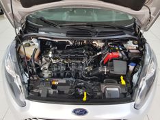 Ford FIESTA 1.6 SE HATCH 16V FLEX 4P POWERSHIFT 2017/2017 ADVANT AUTOMÓVEIS CAXIAS DO SUL / Carros no Vale