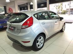 Ford FIESTA 1.6 SE HATCH 16V FLEX 4P POWERSHIFT 2017/2017 ADVANT AUTOMÓVEIS CAXIAS DO SUL / Carros no Vale