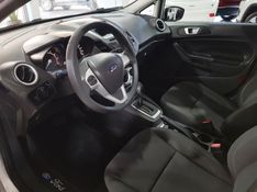 Ford FIESTA 1.6 SE HATCH 16V FLEX 4P POWERSHIFT 2017/2017 ADVANT AUTOMÓVEIS CAXIAS DO SUL / Carros no Vale