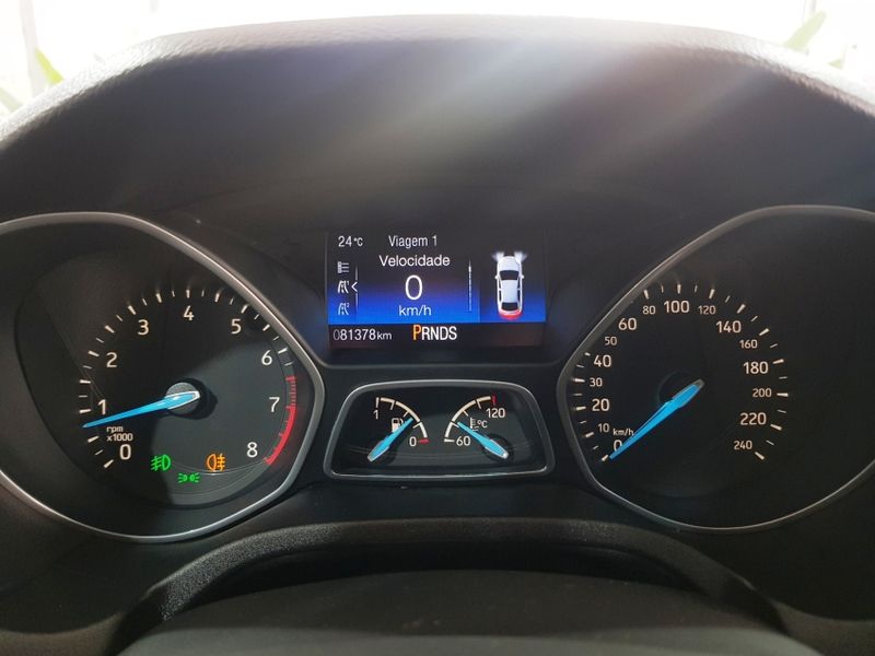 Ford FOCUS 2.0 TITANIUM 16V FLEX 4P POWERSHIFT 2016/2016 ADVANT AUTOMÓVEIS CAXIAS DO SUL / Carros no Vale