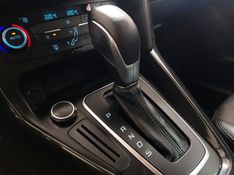 Ford FOCUS 2.0 TITANIUM 16V FLEX 4P POWERSHIFT 2016/2016 ADVANT AUTOMÓVEIS CAXIAS DO SUL / Carros no Vale