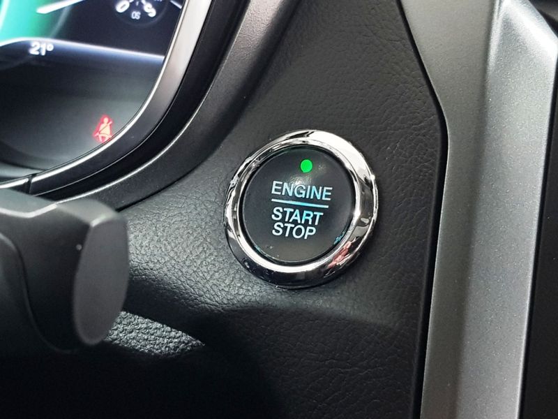 Ford FUSION 2.0 TITANIUM AWD 16V GASOLINA 4P AUTOMÁTICO 2015/2016 ADVANT AUTOMÓVEIS CAXIAS DO SUL / Carros no Vale