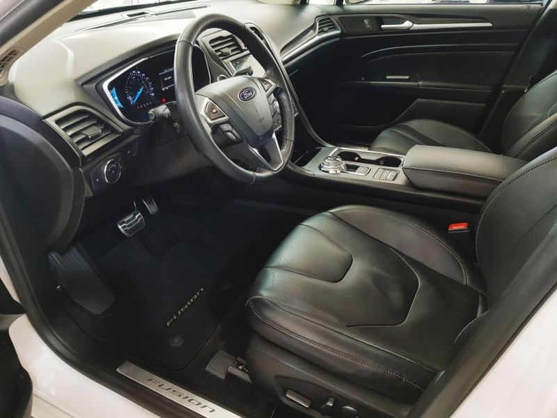 Ford FUSION 2.0 TITANIUM AWD 16V GASOLINA 4P AUTOMÁTICO 2018/2018 ADVANT AUTOMÓVEIS CAXIAS DO SUL / Carros no Vale