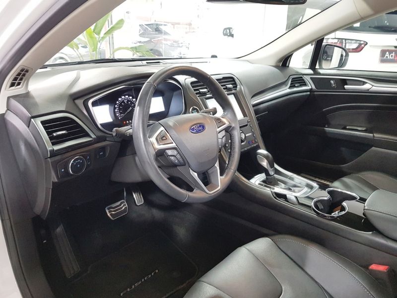 Ford FUSION 2.0 TITANIUM AWD 16V GASOLINA 4P AUTOMÁTICO 2015/2016 ADVANT AUTOMÓVEIS CAXIAS DO SUL / Carros no Vale