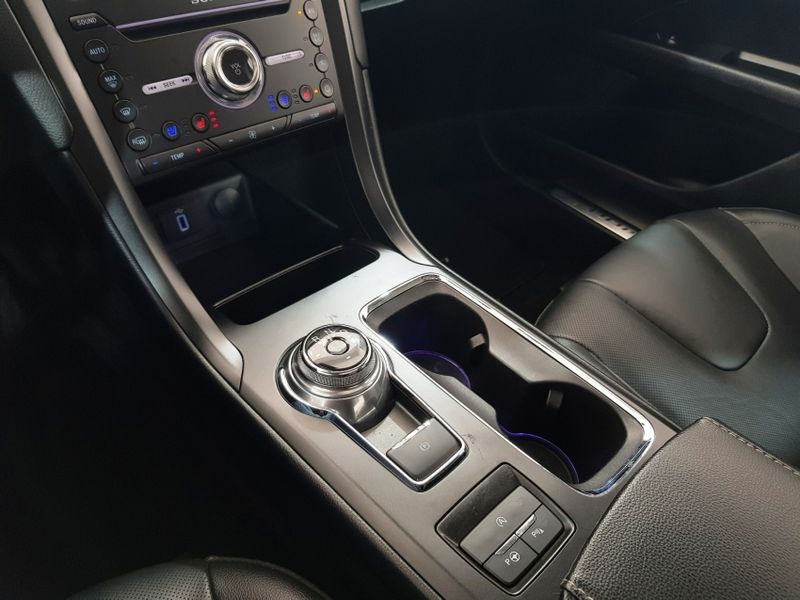 Ford FUSION 2.0 TITANIUM AWD 16V GASOLINA 4P AUTOMÁTICO 2018/2018 ADVANT AUTOMÓVEIS CAXIAS DO SUL / Carros no Vale