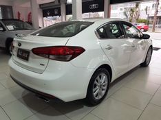 KIA CERATO 1.6 SX 16V FLEX 4P AUTOMÁTICO 2018/2018 ADVANT AUTOMÓVEIS CAXIAS DO SUL / Carros no Vale