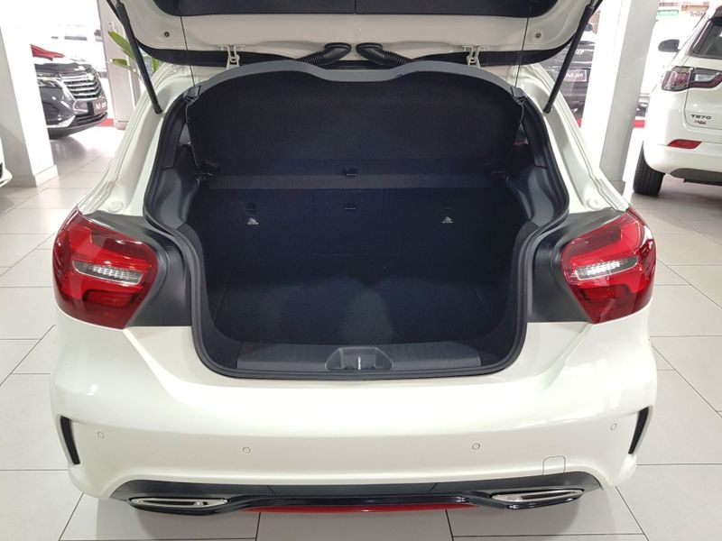 Mercedes-Benz A 250 2.0 CGI GASOLINA SPORT 7G-DCT 2018/2018 ADVANT AUTOMÓVEIS CAXIAS DO SUL / Carros no Vale