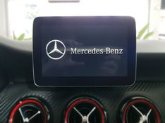 Mercedes-Benz A 250 2.0 CGI GASOLINA SPORT 7G-DCT 2018/2018 ADVANT AUTOMÓVEIS CAXIAS DO SUL / Carros no Vale
