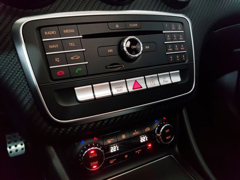 Mercedes-Benz A 250 2.0 CGI GASOLINA SPORT 7G-DCT 2018/2018 ADVANT AUTOMÓVEIS CAXIAS DO SUL / Carros no Vale
