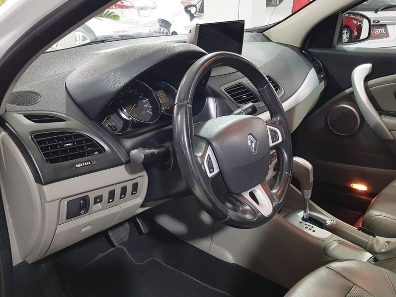 Renault FLUENCE 2.0 PRIVILÉGE 16V FLEX 4P AUTOMÁTICO 2012/2013 ADVANT AUTOMÓVEIS CAXIAS DO SUL / Carros no Vale
