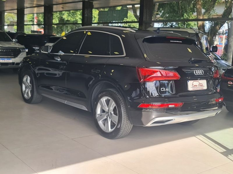 Audi Q5 2.0 TFSI GASOLINA PRESTIGE PLUS S TRONIC 2019/2019 CARRO DEZ NOVO HAMBURGO / Carros no Vale