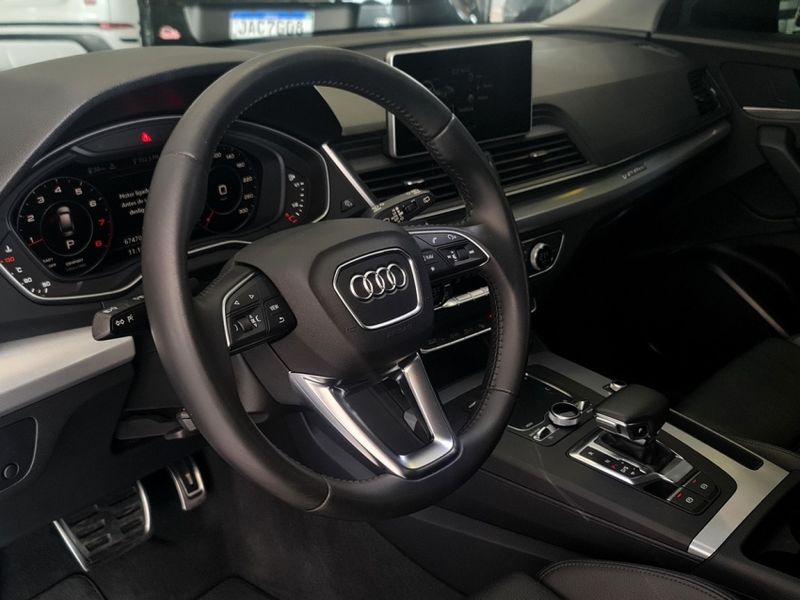 Audi Q5 2.0 TFSI GASOLINA PRESTIGE PLUS S TRONIC 2019/2019 CARRO DEZ NOVO HAMBURGO / Carros no Vale