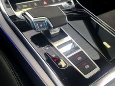 Audi Q7 3.0 55 TFSI GASOLINA PERFORMANCE BLACK QUATTRO TIPTRONIC 2023/2023 CARRO DEZ NOVO HAMBURGO / Carros no Vale
