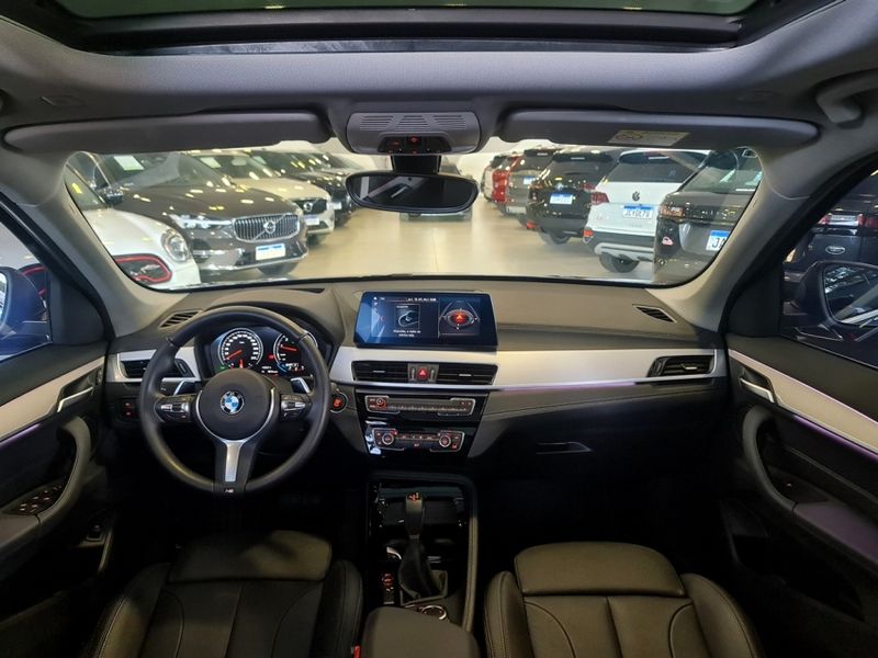 BMW X1 2.0 16V TURBO ACTIVEFLEX SDRIVE20I X-LINE PLUS 4P AUTOMÁTICO 2022/2022 CARRO DEZ NOVO HAMBURGO / Carros no Vale